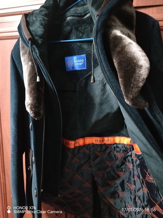 Palto 1 marta kiyilgan