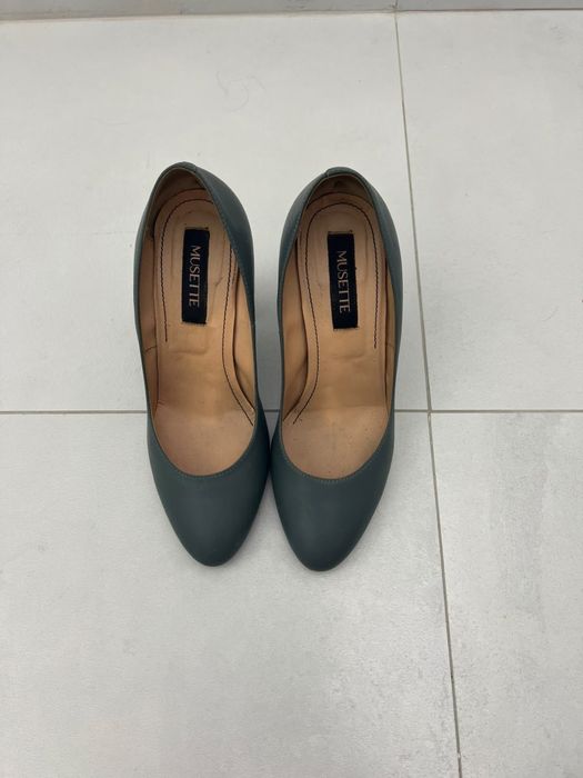 Vand pantofi piele gri
