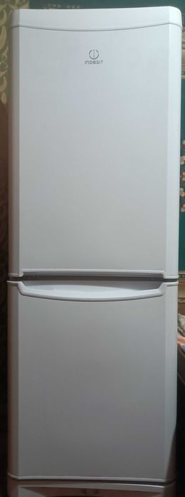 Холодильник INDESIT модель B16 NF