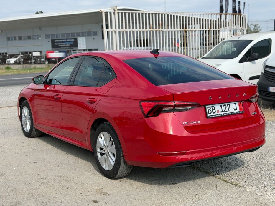 Vand Skoda Octavia 1.5 benzina si CNG