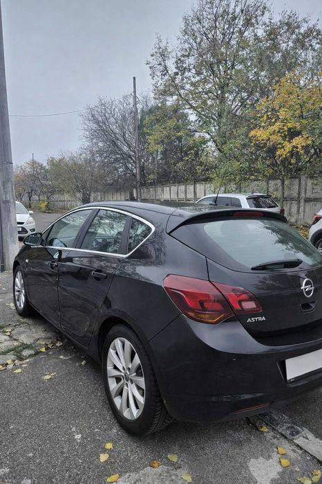 Opel Astra J 1.6 Benzină – Cutie automată - ITP 2026