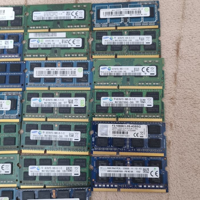 Lot 45 placute 4gb ddr3 laptop