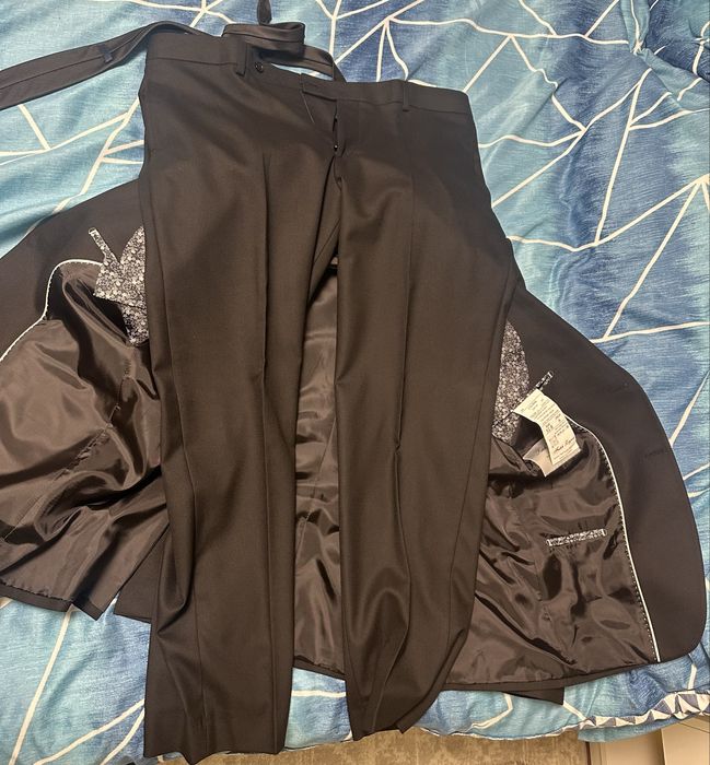 Costum  stare f. Buna