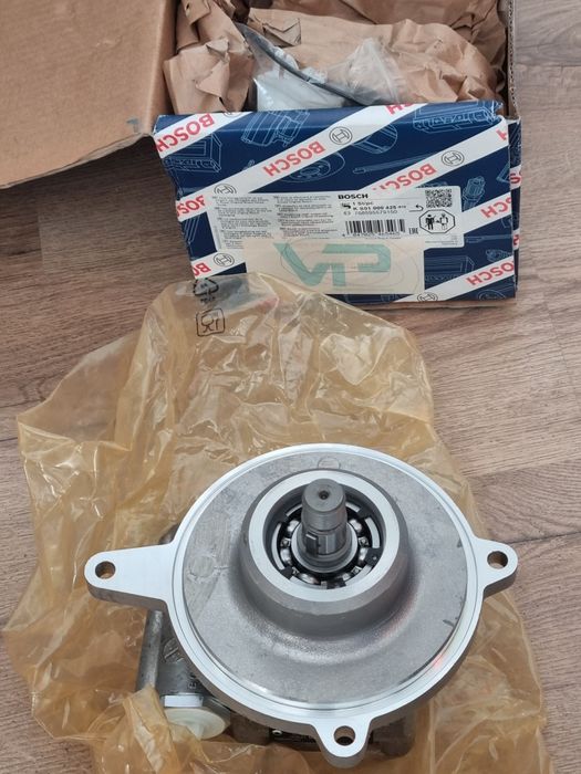 Pompa servo direcție hidraulică volvo renault cod 20453452