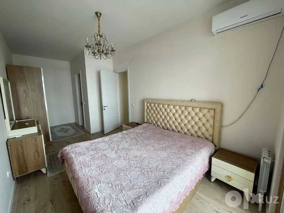 Сдаётся квартира в Корасарой ЖК Алмазар Сити 3-комнат ро-н Алмазарский