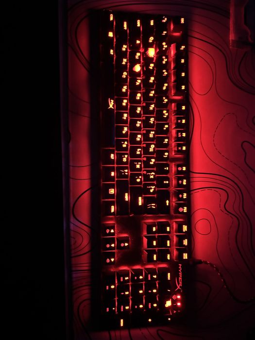Игровая клавиатура HyperX