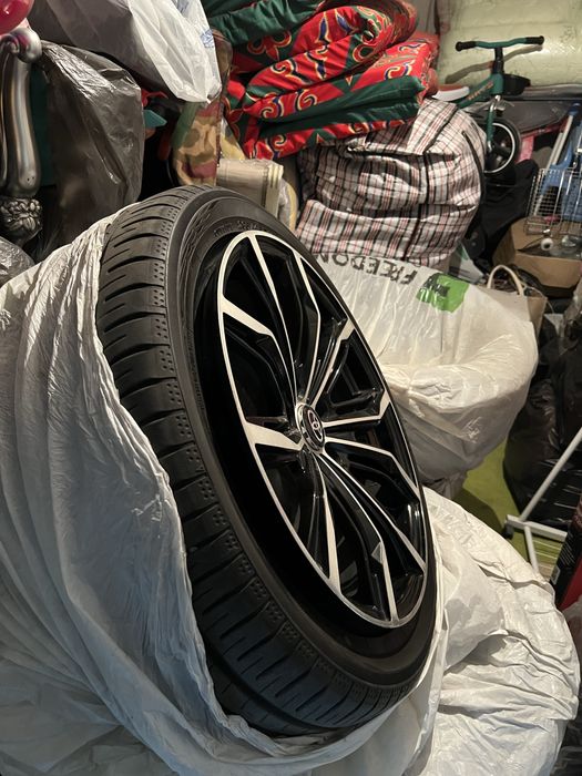 Диски R18 et35 toyota lexus