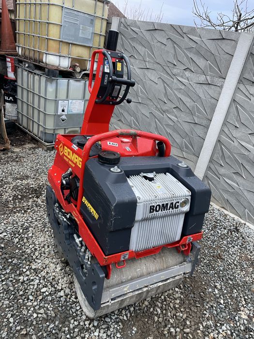 Cilindru/Placă compactoare 750kg de Inchiriat