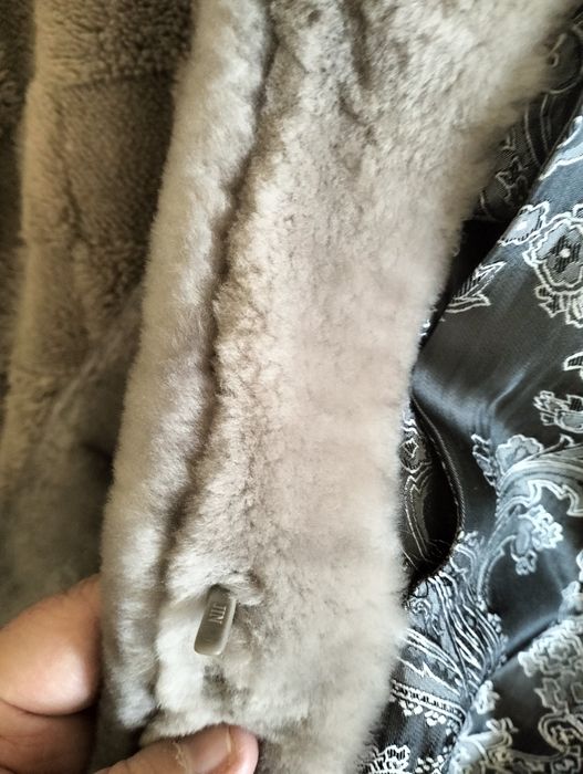 Отдам даром мутоновую шубу!