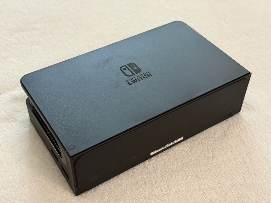 Nintendo Switch OLED Neon Red/Blue + Garanție 11/2027 + 4 Jocuri