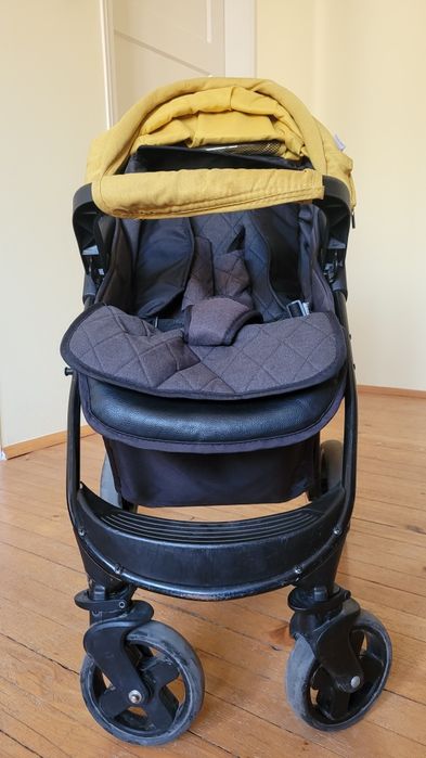 Лятна детска количка Lorelli Olivia с подарък