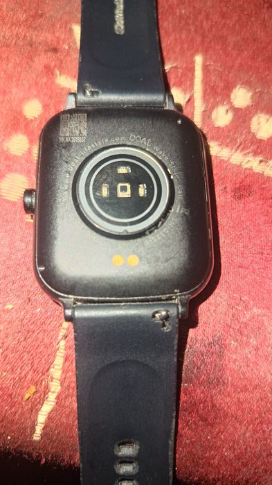 Smart watch sotiladi