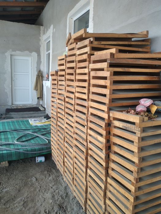 Oq qand ishlaydigan oporat sotiladi