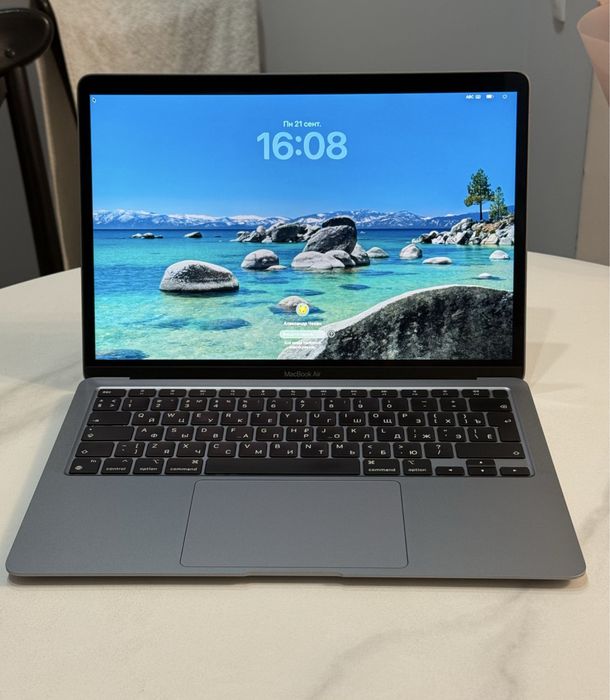 Продам Macbook Air 512 Gb 2023