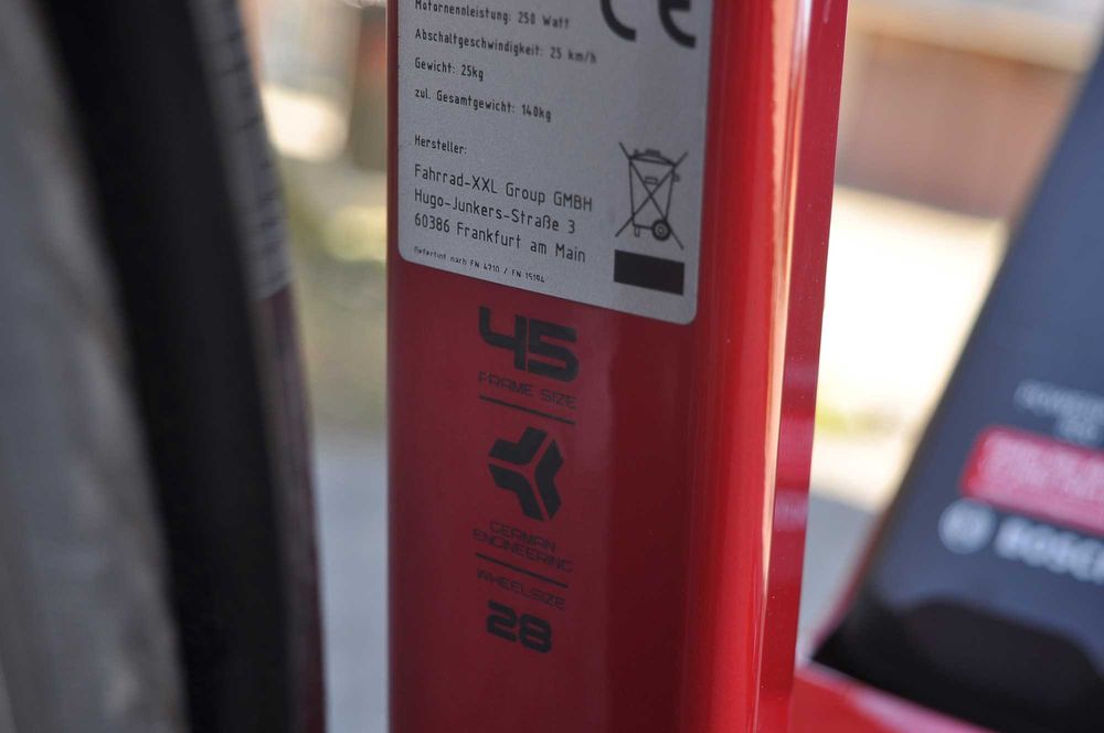 Carver Route E.420- 28 цола- електрически велосипед