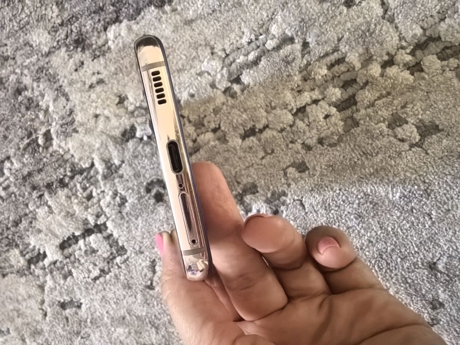 Samsung Galaxy S21 256GB (лилав) + Galaxy Watch 4 44mm (розов) – компл