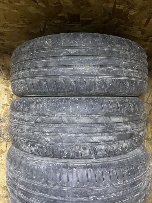 Автошина 215/60/16