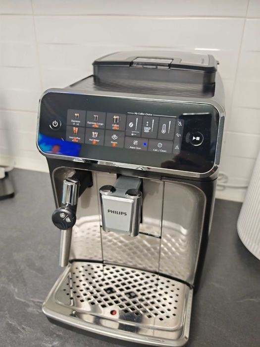 Espressor Automat PHILIPS Seria 3300