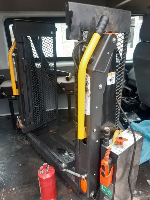 Продам авто пандус  срочно