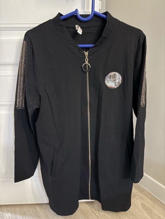 Кофта на замке женская