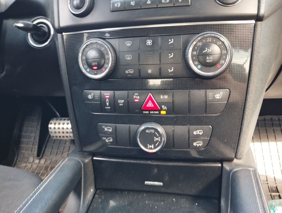 Dezmembrari  Mercedes-Benz ML / M-CLASS (W164)  2005  > 0000 ML 320 C