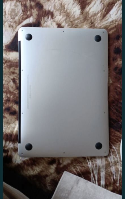 Macbook Air (13-inch 2012 +windows/ios