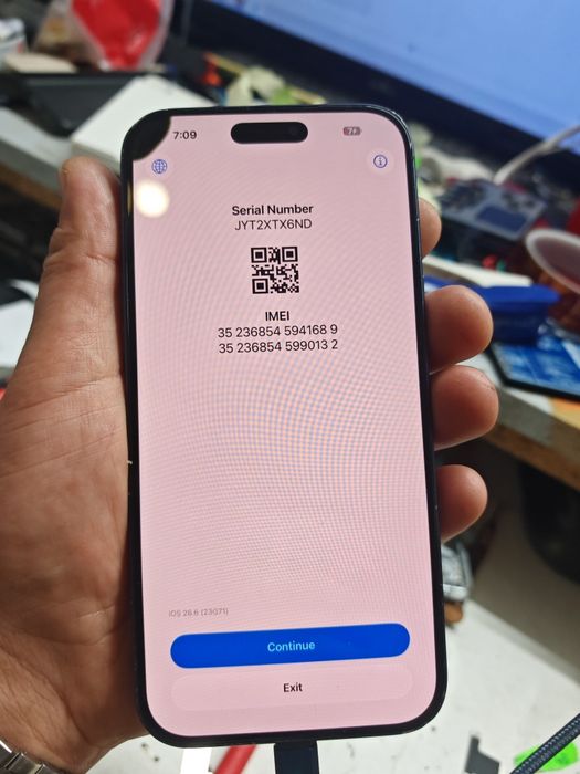 Display iPhone 17 pro max original perfect funcțional cu pata
