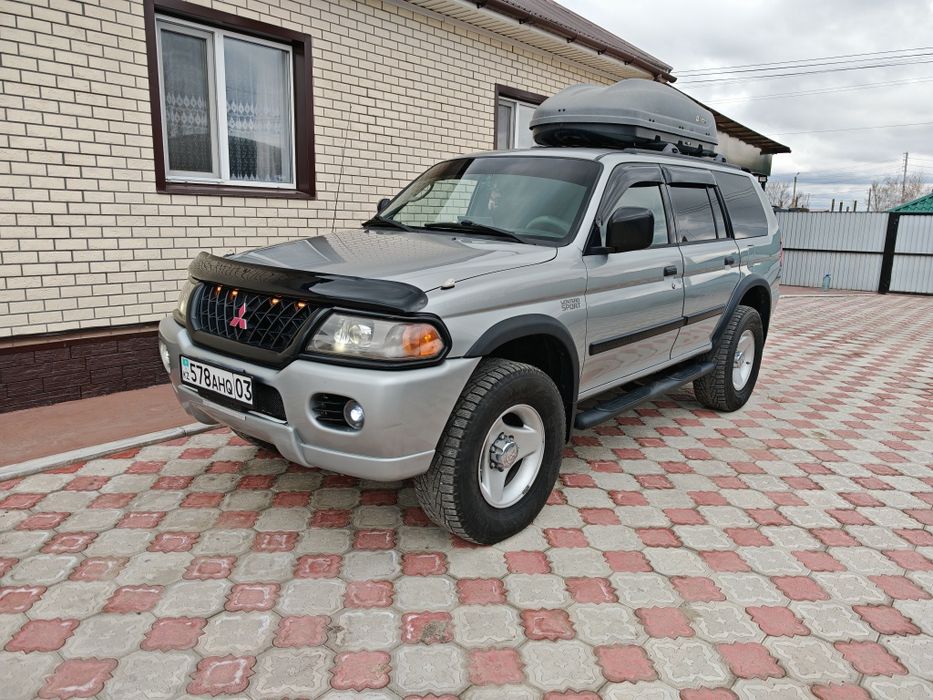 Mitsubishi Montero Sport