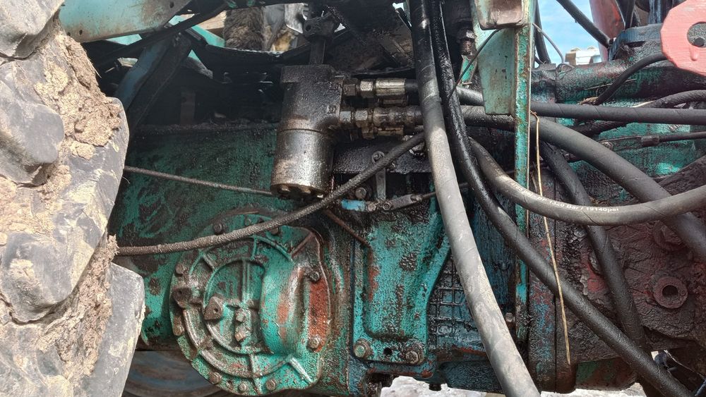 Продам трактор ЮМЗ 6 срочно