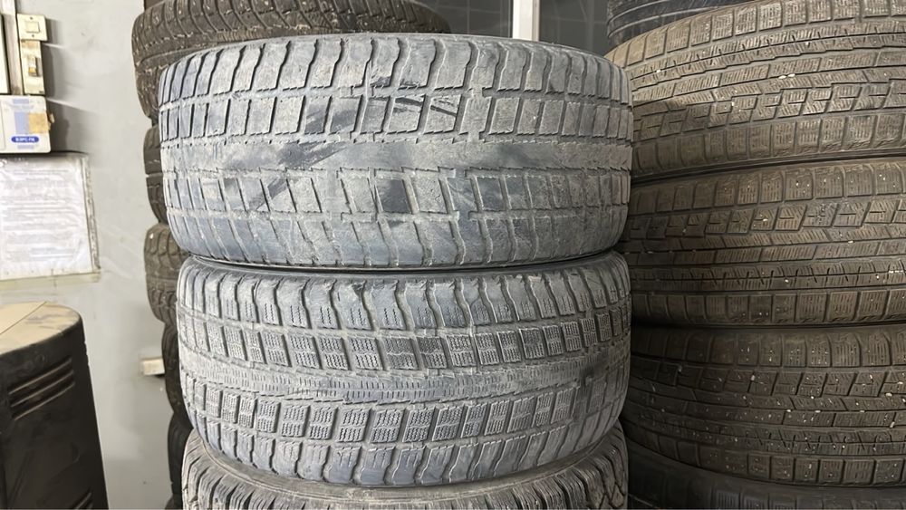 235/45/17 продам шины