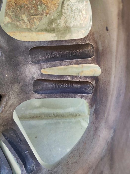 Продавам джанти 17 за Mercedes