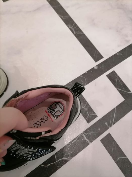 Ботинки тиффлани 21р