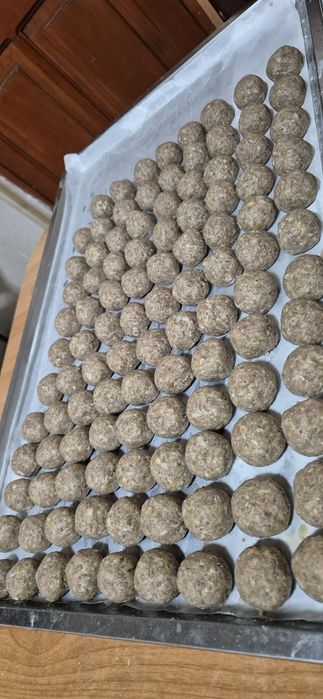 Все полуфабрикаты всегда в наличии. Пельмени,  манты,  самса, вареники