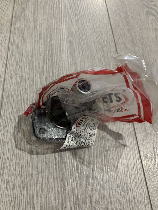 2 Pivoti inferiori Dacia 1300 1310 1410