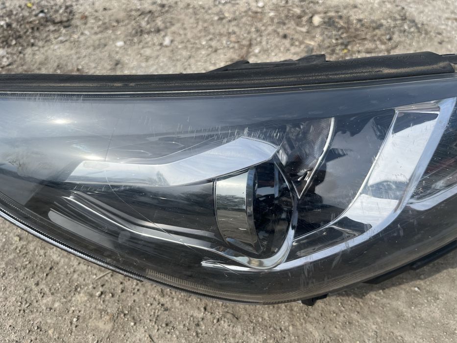 Фар за Hyundai I30 / Хюндай И30