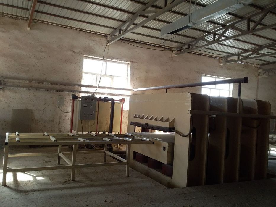 Пресс для производства ЛДСП и ЛМДФ 1830х2750 мм.