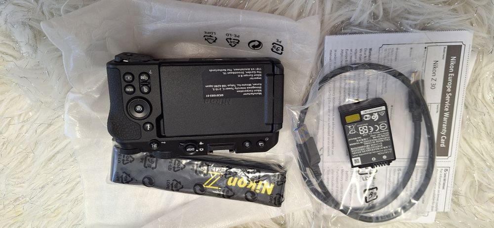 Aparat foto nikon Z30