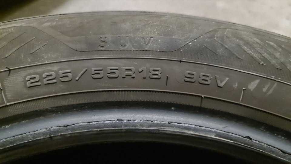 SUV летни гуми 2 броя Goodyear и 2 броя Continental