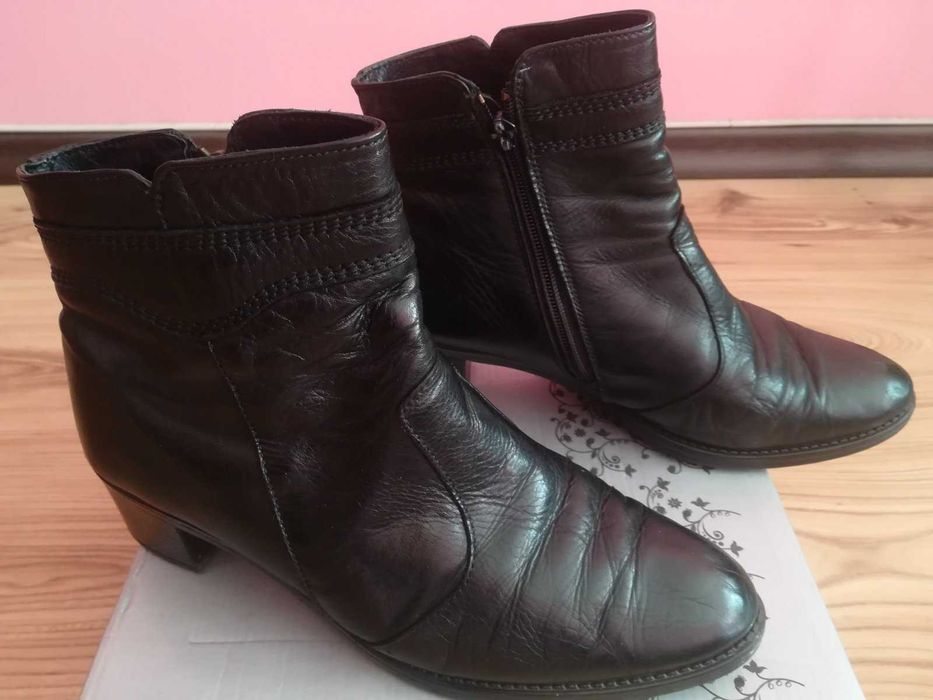 италиански боти от естествена кожа номер 39