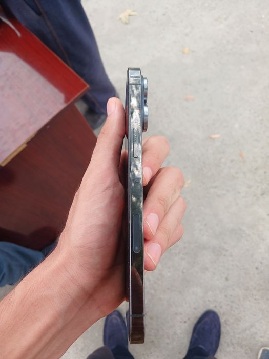 Iphone 13pro max ideal xolatda xotira :128 rangi rasmda xolati 10/9,5