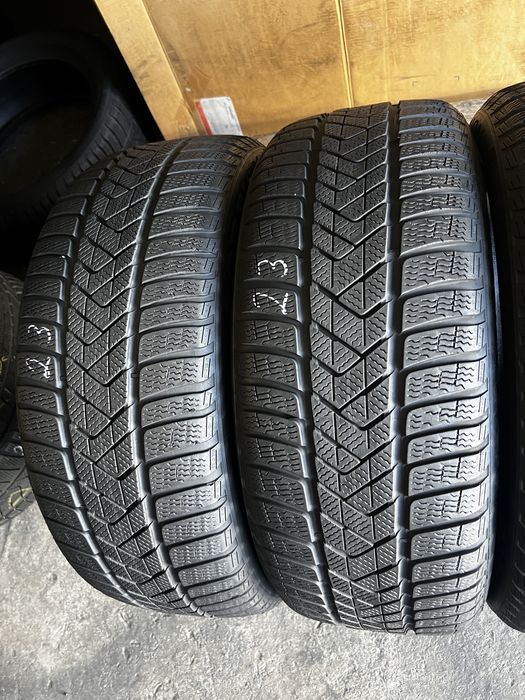 4 anvelope iarna 235/50/19 , Pirelli , MO , DOT 2023 , 6 mm !