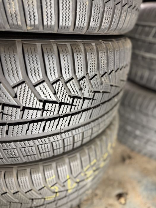4 anvelope iarnă Hankook Winter i*cept evo2 – 235/45 R18 98V