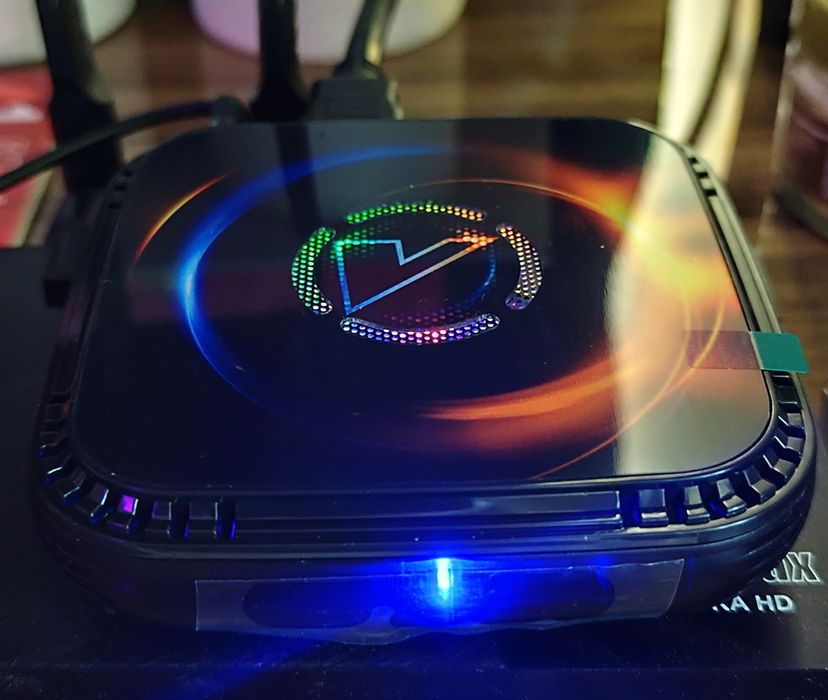 VontarH728 Max Cooling Fan,8 core,4ram,64 rom,14 Android