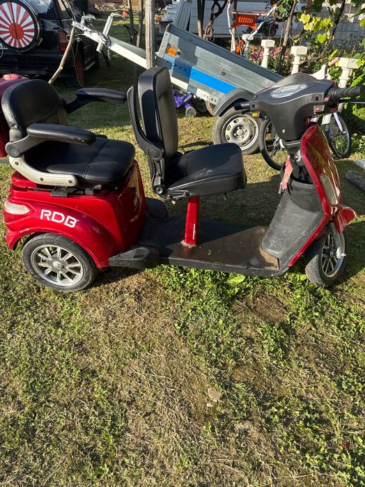 Triciclu RDB V-Klass fără permis de conducere