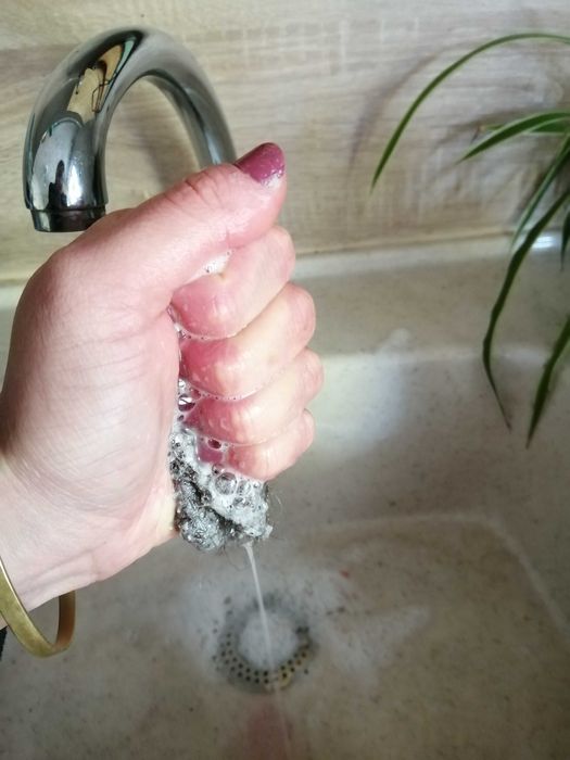 Екологична гъба за миене на чинии