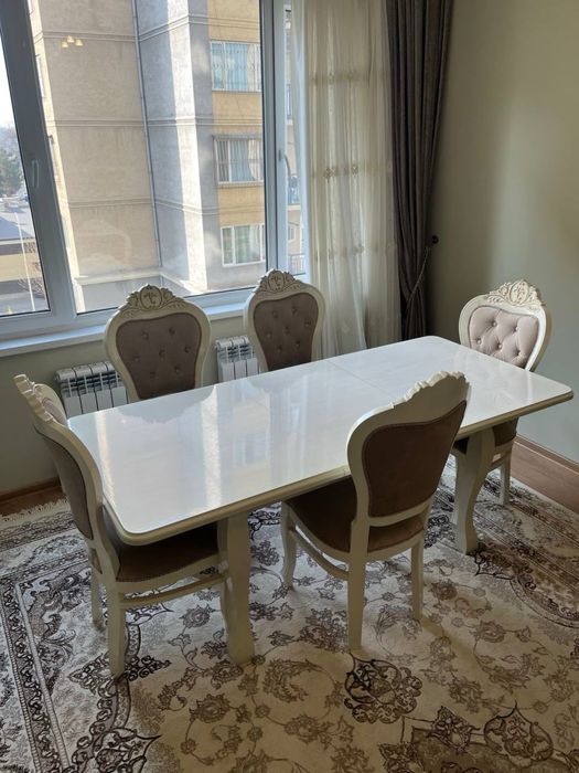 Мебель стол стуль