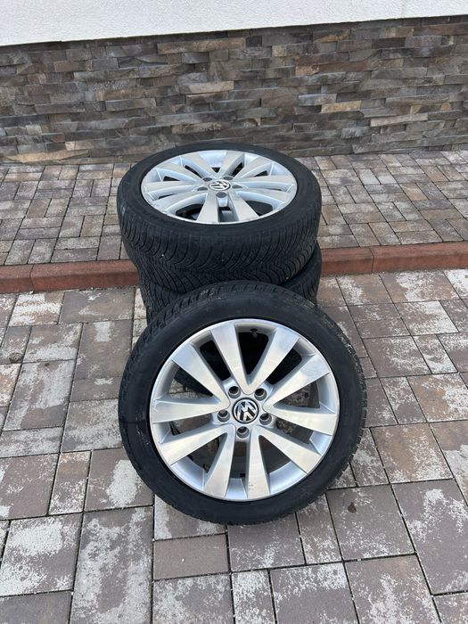 Jante R17 Volkswagen Passat, Golf, Touran, Caddy cu cauciucuri de iarna