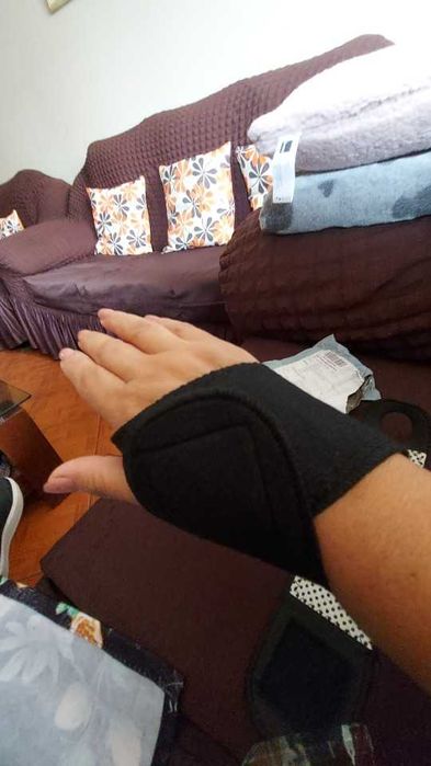 Дисковахерния,пояс,наколенки,накитници с турмалини облекчаване болката