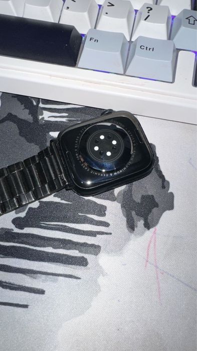 Продам Apple watch 9 45mm