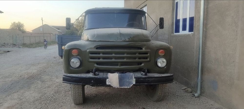 ЗИЛ Водавоз сотилади.